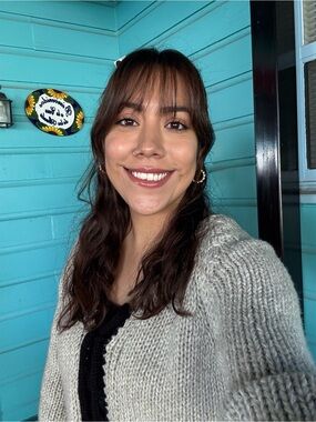 Meet your Posher, Alyssa